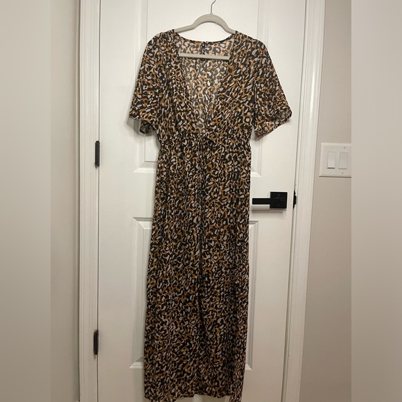 Leopard print duster/ swim Coverup - Picture 2 of 6